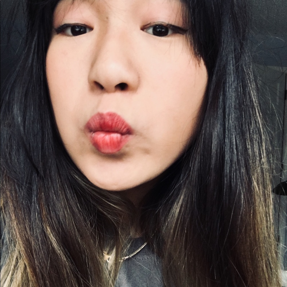 Meet your Posher, Lillian